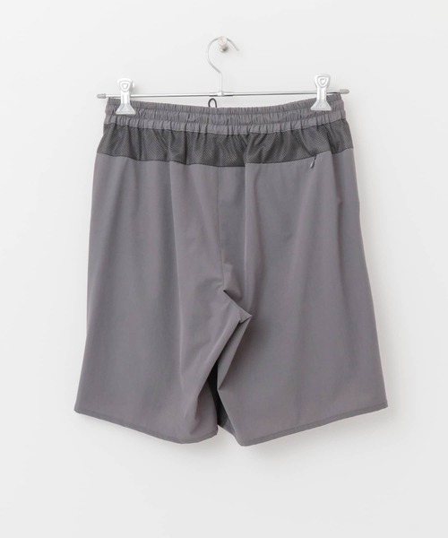 URBAN RESEARCH ROSSO MEN（アーバンリサーチロッソメン）の「メッシュ切替アクティブショーツ（その他パンツ・メンズ・ブラック/チャコールグレー・LARGE/MEDIUM）」の16枚目の写真