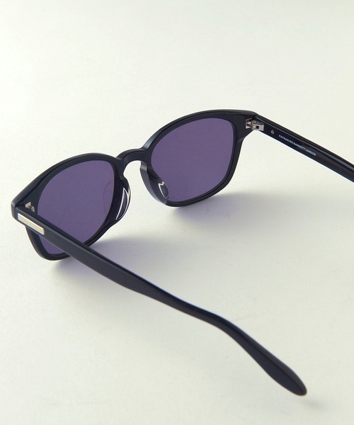 KATHARINE HAMNETT LONDON （キャサリンハムネットロンドン）の「KATHARINE HAMNETT LONDON/キャサリンハムネットロンドン サングラス ボスリントン（サングラス・レディース・ブラック・FREE）」の5枚目の写真