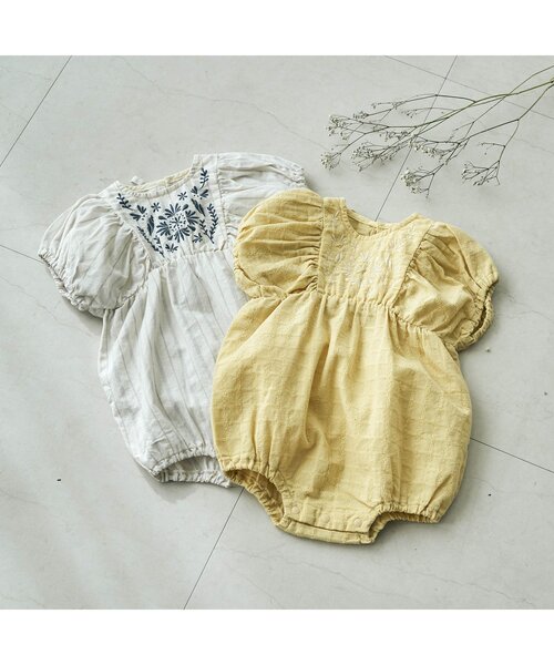 apres les cours（アプレレクール）の「シェル刺繍ロンパス（ロンパース・キッズ・イエロー/アイボリー・80/70）」の3枚目の写真