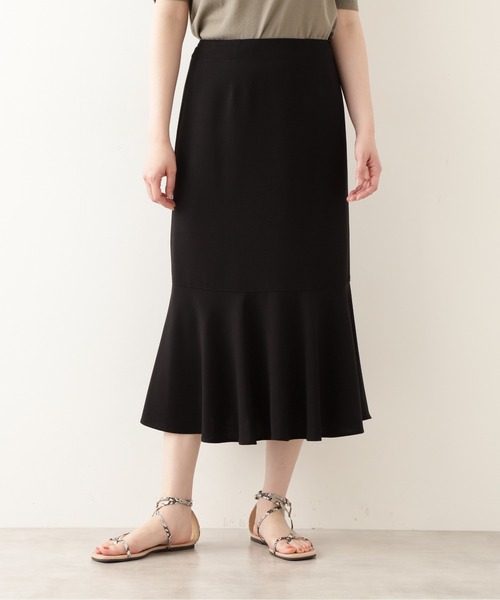 NATURAL BEAUTY BASIC（ナチュラルビューティーベーシック）の「切替ヘムマーメイドスカート（スカート・レディース・ベージュ/ブルー/ブラック・X-SMALL/MEDIUM/SMALL）」の4枚目の写真