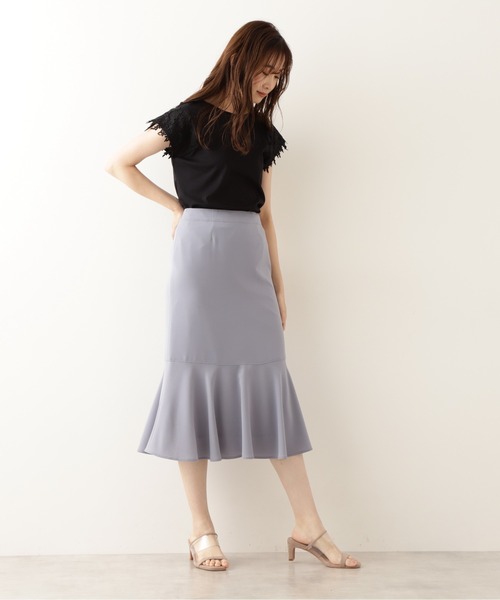 NATURAL BEAUTY BASIC（ナチュラルビューティーベーシック）の「切替ヘムマーメイドスカート（スカート・レディース・ベージュ/ブルー/ブラック・X-SMALL/MEDIUM/SMALL）」の11枚目の写真