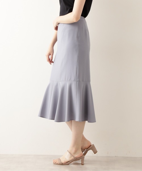 NATURAL BEAUTY BASIC（ナチュラルビューティーベーシック）の「切替ヘムマーメイドスカート（スカート・レディース・ベージュ/ブルー/ブラック・X-SMALL/MEDIUM/SMALL）」の15枚目の写真