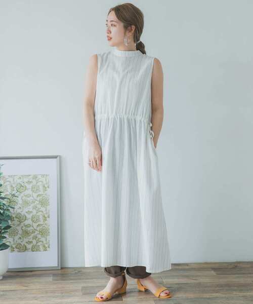 ITEMS URBANRESEARCH（アイテムズ アーバンリサーチ）の「2WAYストライプワンピース（ワンピース・レディース・チャコールグレー/オフホワイト・FREE）」の11枚目の写真