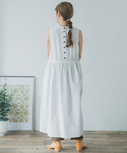 ITEMS URBANRESEARCH（アイテムズ アーバンリサーチ）の「2WAYストライプワンピース（ワンピース・レディース・チャコールグレー/オフホワイト・FREE）」の20枚目の写真