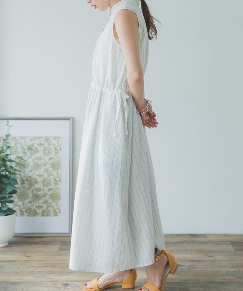 ITEMS URBANRESEARCH（アイテムズ アーバンリサーチ）の「2WAYストライプワンピース（ワンピース・レディース・チャコールグレー/オフホワイト・FREE）」の13枚目の写真