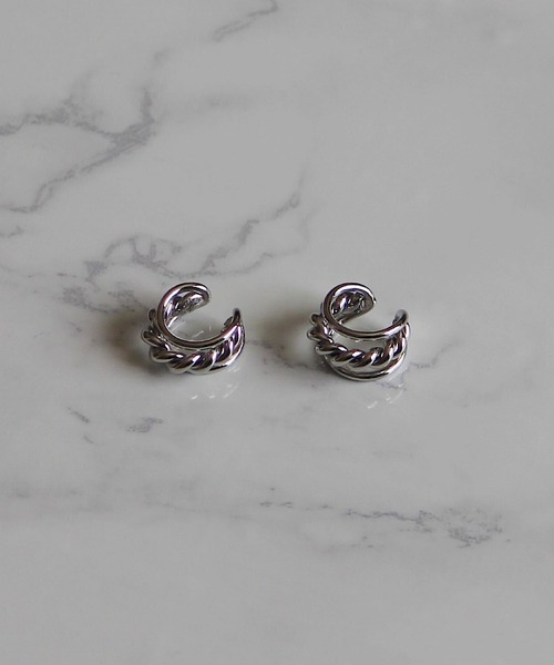 y/m by sawa（イムバイサワ）の「SAWA×y/m  チェーン3連イヤカフセット（イヤーカフ・メンズ・シルバー/ゴールド・FREE）」の2枚目の写真