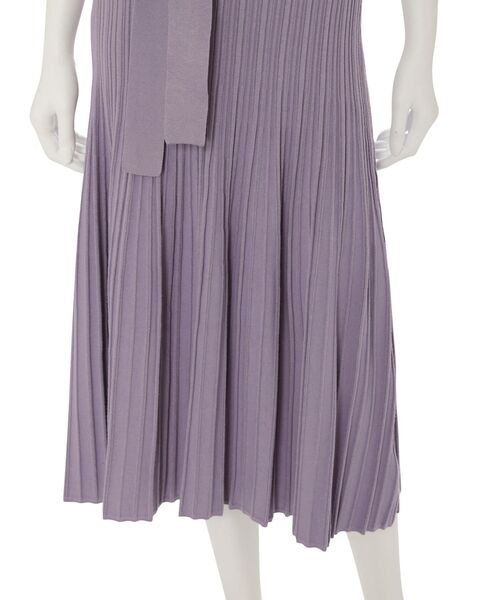 MERCURYDUO（マーキュリーデュオ）の「シアースリーブプリーツニットワンピース（ワンピース・レディース・アイボリー/ミント/ラベンダー・FREE）」の17枚目の写真