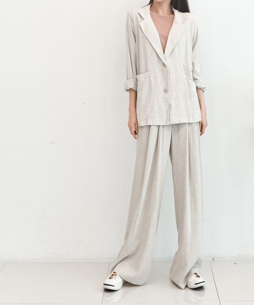 me+em select(ミームセレクト)の「【リネンセットアップ】リラクシージャケット×タックワイドパンツ SET(セットアップ・レディース・オートミール/ブラック・FREE)」の1枚目の写真