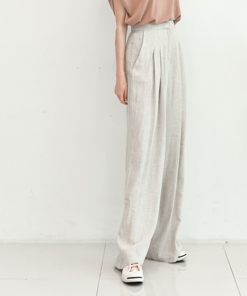 me+em select(ミームセレクト)の「【リネンセットアップ】リラクシージャケット×タックワイドパンツ SET(セットアップ・レディース・オートミール/ブラック・FREE)」の17枚目の写真