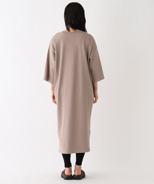 BASECONTROL(ベースコントロール)の「◆【WEB限定】ラウンドヘムカットワンピース(ワンピース・レディース・ガンメタ/グレー系/アイボリー/ブラウン系/パープル系・99)」の16枚目の写真