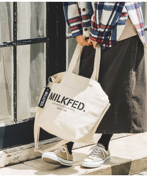 MILKFED.（ミルクフェド）の「2WAY SHOULDER BAG（ショルダーバッグ・レディース・ホワイト/ブラック/ベージュ/ライトピンク・ONE SIZE）」の5枚目の写真