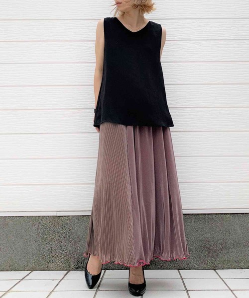 Q（キュー）の「バイカラーマイクロプリーツストライプスカート（スカート・レディース・ブラウン系その他/ブルー系その他・MEDIUM）」の11枚目の写真