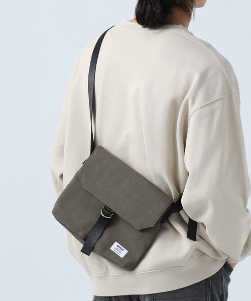 BAYFLOW（ベイフロー）の「フラップサコッシュ（ショルダーバッグ・メンズ・ブラック/ベージュ/パープル/ネイビー/その他1/その他2/クリアブルー/カーキ・FREE）」の7枚目の写真