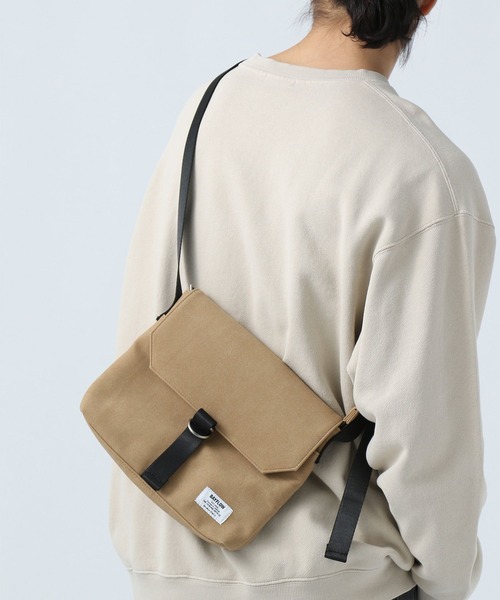 BAYFLOW（ベイフロー）の「フラップサコッシュ（ショルダーバッグ・メンズ・ブラック/ベージュ/パープル/ネイビー/その他1/その他2/クリアブルー/カーキ・FREE）」の8枚目の写真