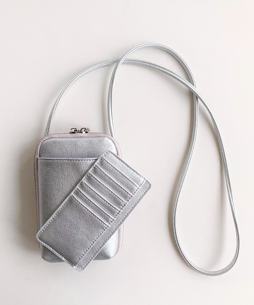 Q（キュー）の「ウォレットショルダー（ショルダーバッグ・レディース・ブラック/シルバー/ベージュ/ゴールド/シルバー系その他/アイボリー/ブルー/ラベンダー/ベージュ系/シルバー系・ONE SIZE）」の8枚目の写真