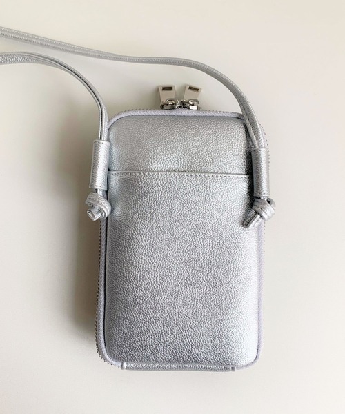 Q（キュー）の「ウォレットショルダー（ショルダーバッグ・レディース・ブラック/シルバー/ベージュ/ゴールド/シルバー系その他/アイボリー/ブルー/ラベンダー/ベージュ系/シルバー系・ONE SIZE）」の19枚目の写真