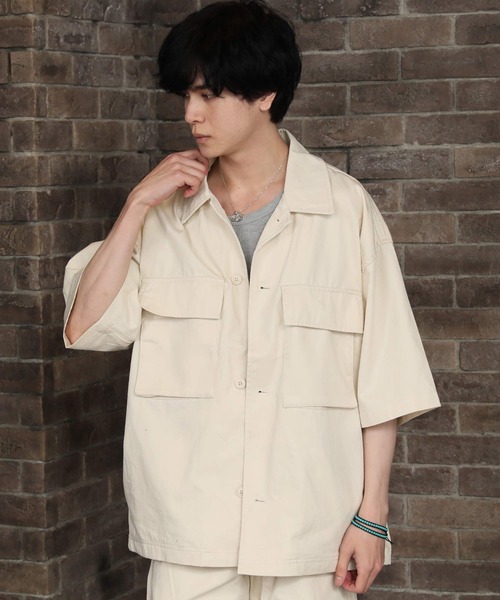 Beno(ビーノ)の「オーバーサイズCPO半袖シャツ(シャツ/ブラウス・メンズ・J/A/D/M/O/G/B/K/N/F/H/L/E/I/C・L/M/XL)」の2枚目の写真