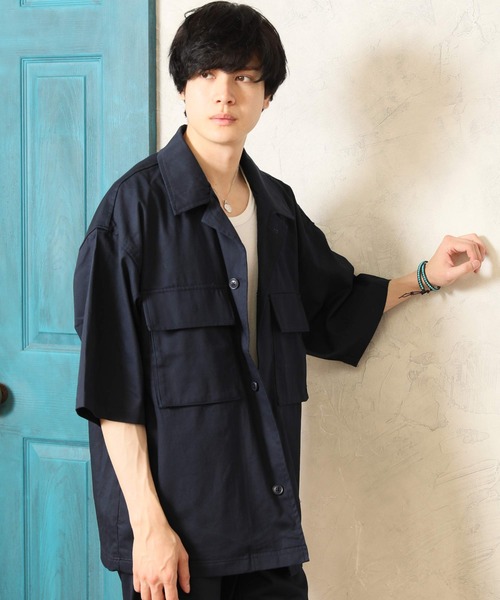 Beno(ビーノ)の「オーバーサイズCPO半袖シャツ(シャツ/ブラウス・メンズ・J/A/D/M/O/G/B/K/N/F/H/L/E/I/C・L/M/XL)」の7枚目の写真
