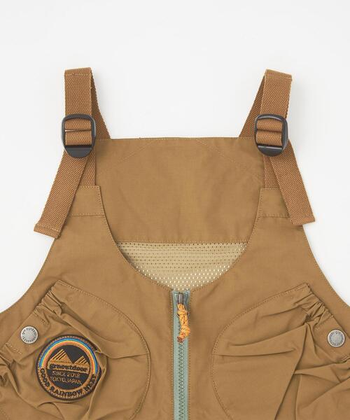 grn（ジーアールエヌ）の「【別注】EX＜grn outdoor （ジーアールエヌ アウトドア）＞ソトアソビ ベスト（ベスト・キッズ・ブラック/ベージュ・S(120-130)/M(140-150)）」の4枚目の写真