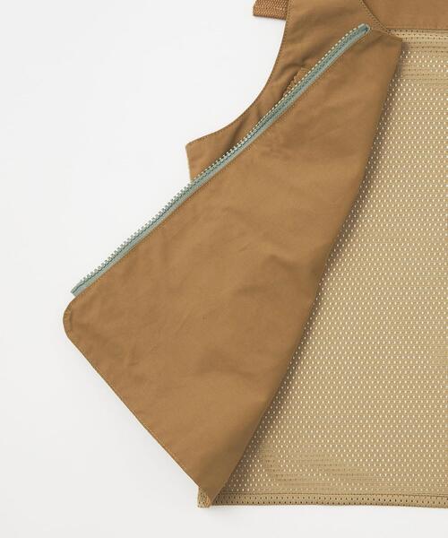 grn（ジーアールエヌ）の「【別注】EX＜grn outdoor （ジーアールエヌ アウトドア）＞ソトアソビ ベスト（ベスト・キッズ・ブラック/ベージュ・S(120-130)/M(140-150)）」の10枚目の写真