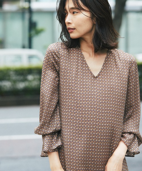 RIVE DROITE(リヴドロワ)の「【IPEKER(イペカ)】モザイクプリントワンピース(ワンピース・レディース・ブラウン/ブルー・FREE)」の3枚目の写真