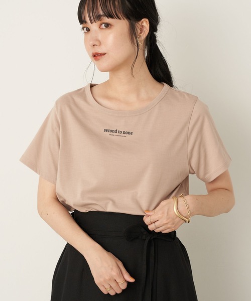 earth music&ecology（アースミュージックアンドエコロジー）の「second to none ちびT ＊（Tシャツ/カットソー・レディース・オフホワイト/ライトベージュ・S/M）」の2枚目の写真
