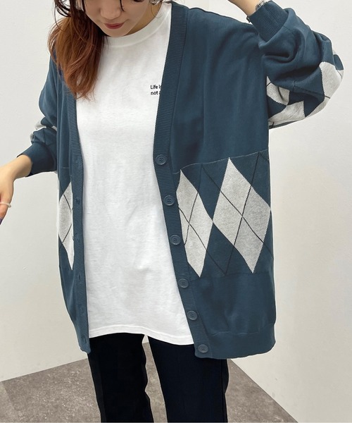 apres jour mignon(アプレジュールミニョン)の「アーガイルカーディガン【ZOZOTOWN限定アイテム】【7PO】(カーディガン/ボレロ・レディース・ダークブルー/グリーン/チャコールグレー/ブラック・フリー/X-LARGE)」の4枚目の写真