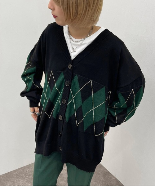 apres jour mignon(アプレジュールミニョン)の「アーガイルカーディガン【ZOZOTOWN限定アイテム】【7PO】(カーディガン/ボレロ・レディース・ダークブルー/グリーン/チャコールグレー/ブラック・フリー/X-LARGE)」の5枚目の写真