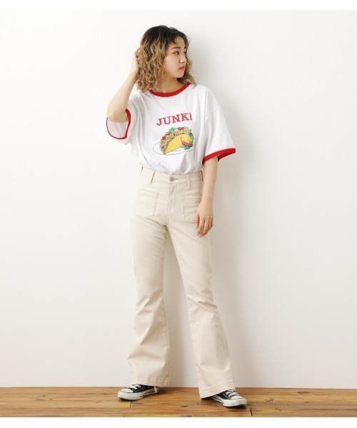 RODEO CROWNS WIDE BOWL(ロデオクラウンズワイドボウル)の「セイラーデニムフレアパンツ(デニムパンツ・レディース・アイボリー/ブルー・X-SMALL/MEDIUM/SMALL)」の15枚目の写真