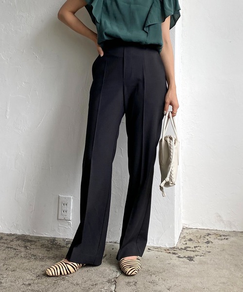 CAPRICIEUX LE'MAGE（カプリシューレマージュ）の「すっきりフレアパンツ（その他パンツ・レディース・レッド/ブラック/ベージュ・38/36）」の2枚目の写真