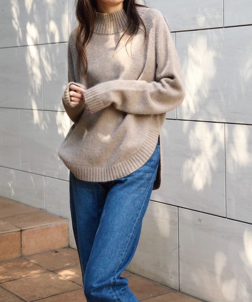 Banner Barrett(バナーバレット)の「ラウンドヘムニットトップス(ニット/セーター・レディース・ブラック/ベージュ/オリーブ/ブルー/レッド・38)」の14枚目の写真