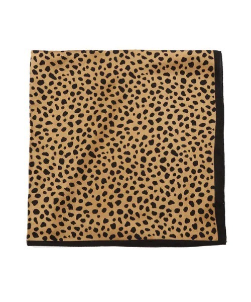 N.(N. Natural Beauty Basic)(エヌエヌナチュラルビューティーベーシック)の「レオパードスカーフ(ストール/ショール・レディース・ホワイト/ベージュ・フリ-)」の1枚目の写真