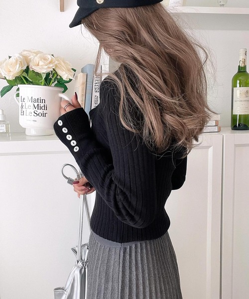 classicalelf（クラシカルエルフ）の「綿100％柔らか。優秀リブニットトップス（ニット/セーター・レディース・ライトグレー/ブラック/ベージュ/ライトグリーン/アイボリー/ブラウン系その他・MEDIUM/LARGE/X-LARGE/SMALL）」の9枚目の写真