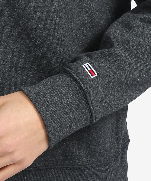 tommy jeans（トミー ジーンズ）の「ベーシックコットンロゴパーカー（パーカー・メンズ・グレー/ネイビー/ブラック/ブルー・SMALL/MEDIUM/LARGE/X-LARGE）」の6枚目の写真