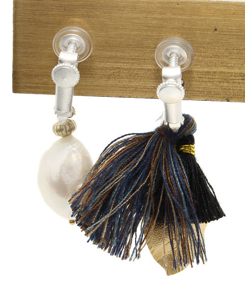 Kastane（カスタネ）の「【UANDMI31WORK】リーフイヤリング（イヤリング・レディース・シルバー・FREE）」の3枚目の写真