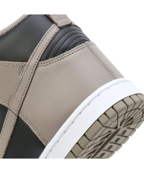 UNION(ユニオン)の「NIKE W DUNK HIGH(スニーカー・メンズ・ブラック系その他・23.5cm/24.5cm/23.0cm/24.0cm/25.0cm)」の3枚目の写真