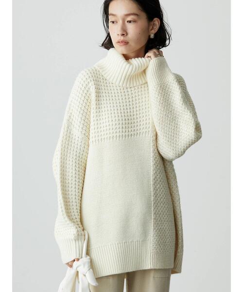 AMERICAN HOLIC（アメリカンホリック）の「タートルネック編み違いニットチュニック（ニット/セーター・レディース・ブラウン/アイボリー・M/L）」の5枚目の写真