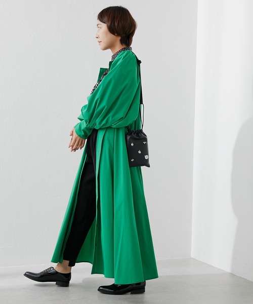 ear PAPILLONNER（イアパピヨネ）の「【Brooklyn Charm(ブルックリンチャーム)×ear】モバイル巾着ショルダーバッグ（ショルダーバッグ・レディース・ブラック×シルバー/ブラック×ゴールド・FREE）」の8枚目の写真