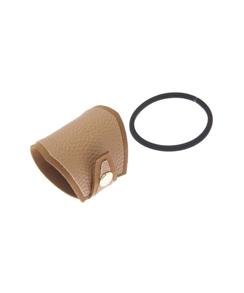 Edit Sheen(エディットシーン)の「ソフトタッチレザーポニーフック(ヘアゴム・レディース・モカ/ベージュ・FREE)」の3枚目の写真