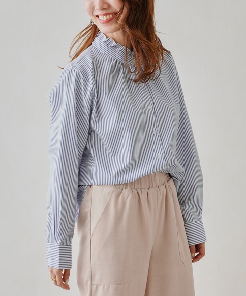 Chez toi（シェトワ）の「ネックフリル裾ラウンドシャツ（シャツ/ブラウス・レディース・オフホワイト/ブルー・FREE）」の7枚目の写真