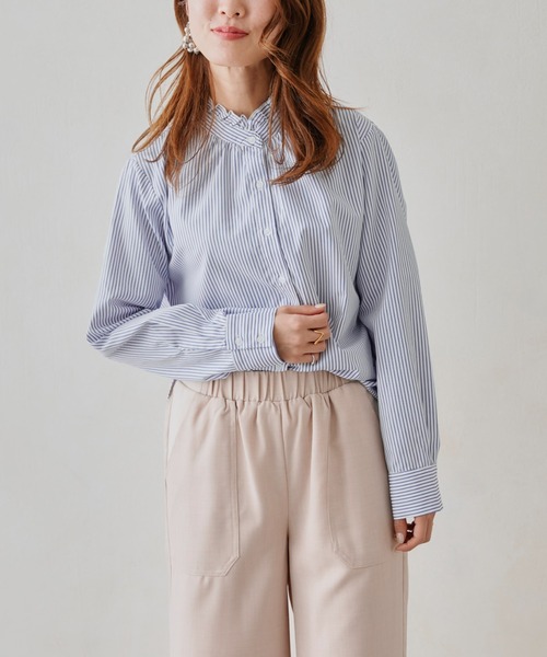 Chez toi（シェトワ）の「ネックフリル裾ラウンドシャツ（シャツ/ブラウス・レディース・オフホワイト/ブルー・FREE）」の11枚目の写真