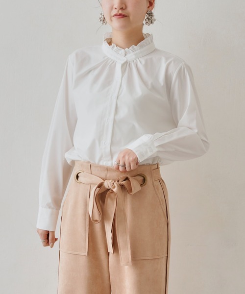 Chez toi（シェトワ）の「ネックフリル裾ラウンドシャツ（シャツ/ブラウス・レディース・オフホワイト/ブルー・FREE）」の21枚目の写真