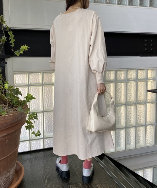 AS KNOW AS PINKY(アズノゥアズピンキー)の「カットできゅっとリラックスワンピース(ワンピース・レディース・ブラック/ベージュ/イエロー・FREE)」の5枚目の写真