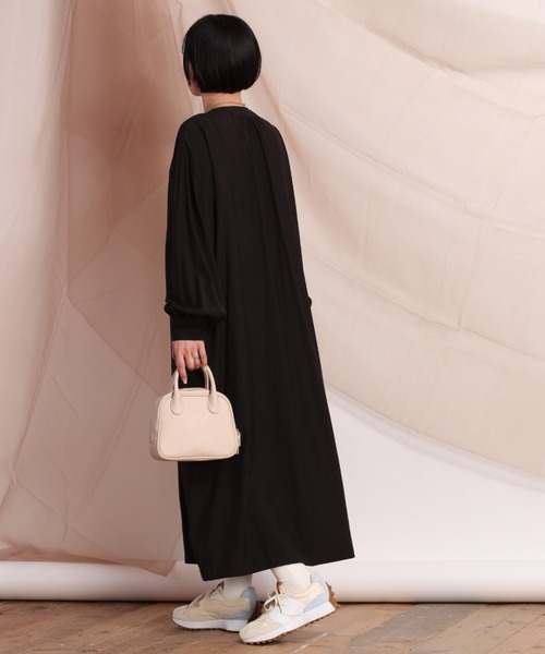 cepo（セポ）の「ビックポケットシャーリングワンピース（シャツワンピース・レディース・ブラック/オフホワイト/イエロー・M）」の15枚目の写真