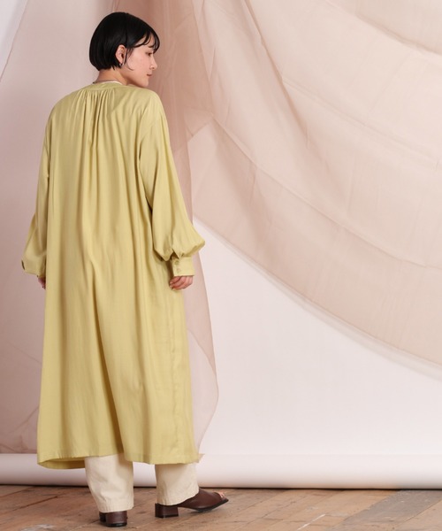 cepo（セポ）の「ビックポケットシャーリングワンピース（シャツワンピース・レディース・ブラック/オフホワイト/イエロー・M）」の17枚目の写真