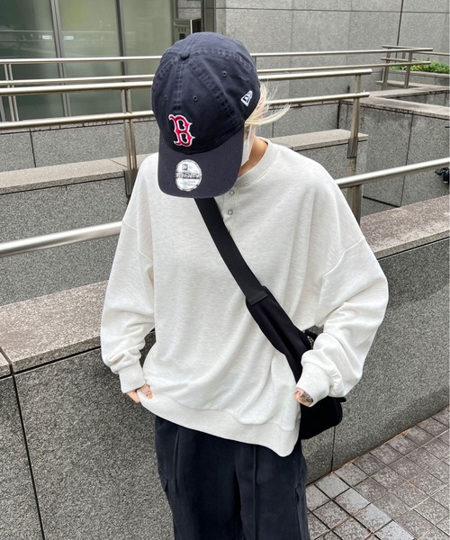 PairPair(ペアペア)の「ヘンリーネックプルオーバー(ユニセックス)(スウェット・レディース・ブラック/サックスブルー/グレー系その他・MEDIUM/LARGE)」の2枚目の写真