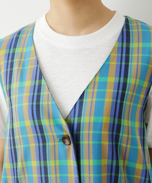 RODEO CROWNS WIDE BOWL(ロデオクラウンズワイドボウル)の「チェックノースリーブジレ(ベスト・レディース・ブルー系その他3/グリーン系その他・FREE)」の5枚目の写真