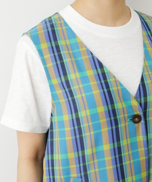 RODEO CROWNS WIDE BOWL(ロデオクラウンズワイドボウル)の「チェックノースリーブジレ(ベスト・レディース・ブルー系その他3/グリーン系その他・FREE)」の9枚目の写真