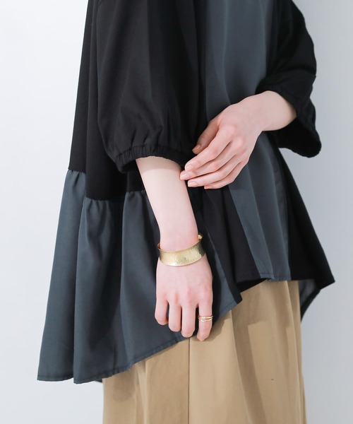 osharewalker（オシャレウォーカー）の「【廃盤】『配色異素材切替アシメカットソー』（Tシャツ/カットソー・レディース・ブラック/杢グレー/グレイッシュブルー・FREE）」の14枚目の写真