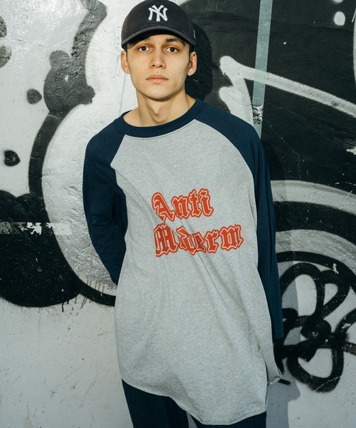 Ressaca(レサーカ)の「オーバーサイズ ラグランTシャツ ビッグシルエット(Tシャツ/カットソー・メンズ・チャコールグレー/グレー/グリーン/バーガンディー/ネイビー・M/L)」の4枚目の写真